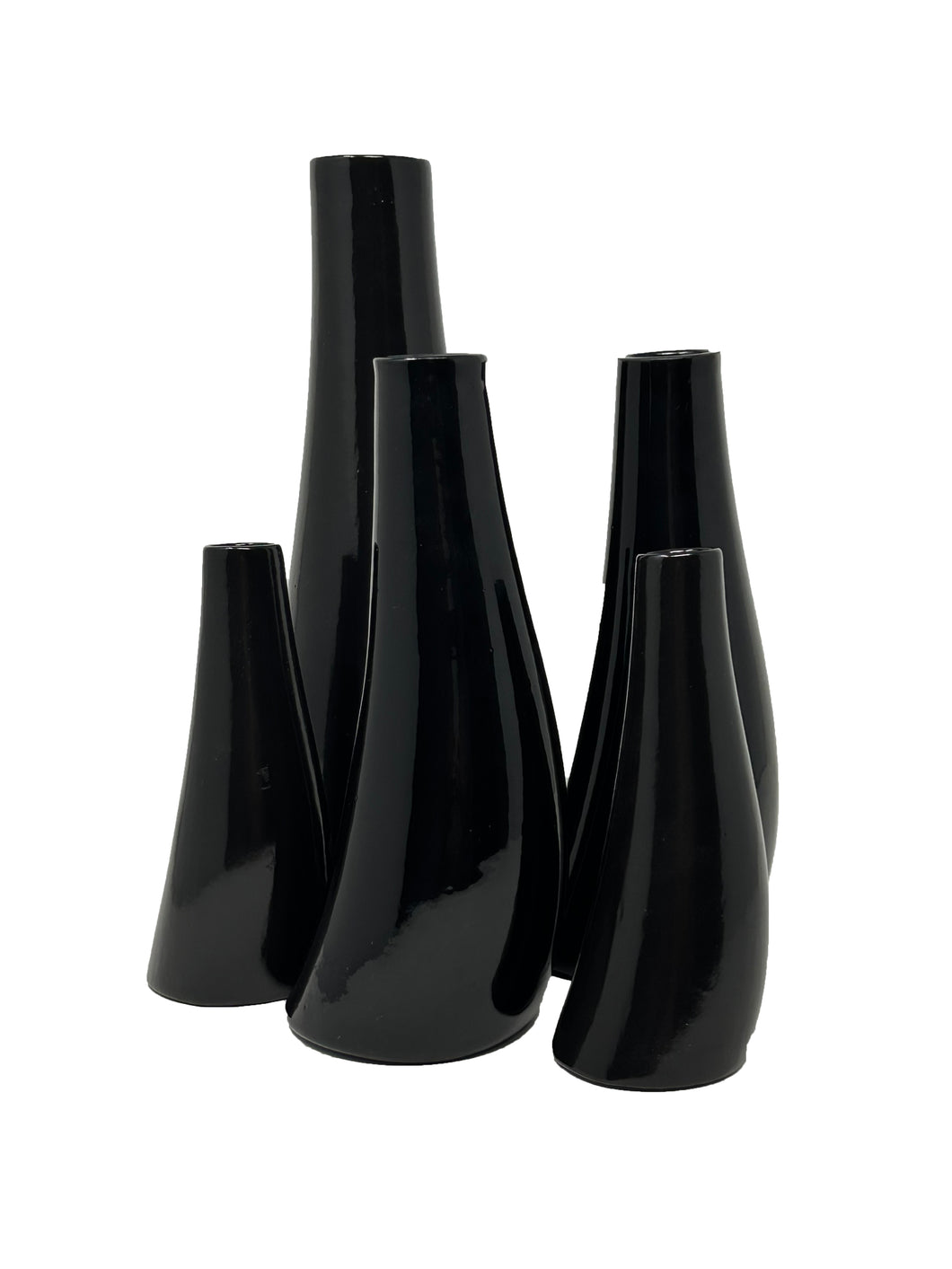 Curve Black Vessel