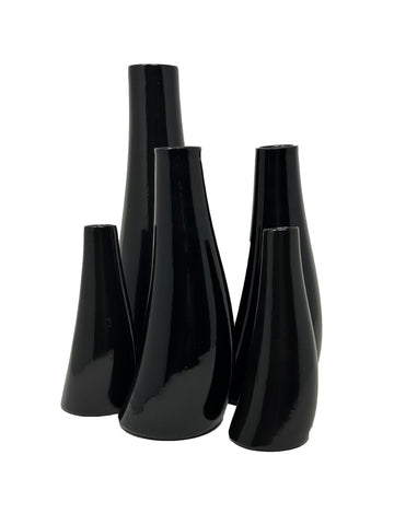 Curve Black Vessel
