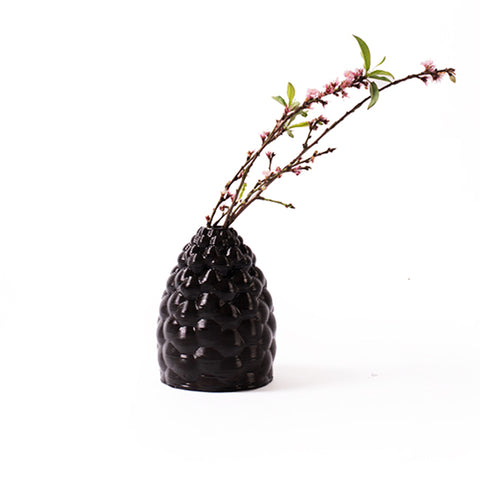 Grapes Black Vessel