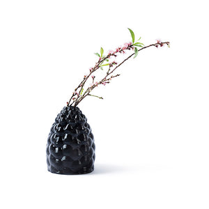 Grapes Black Vessel