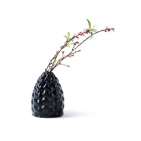 Grapes Black Vessel